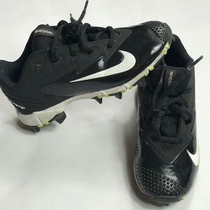 NIKE Kids Football Cleats size 13C